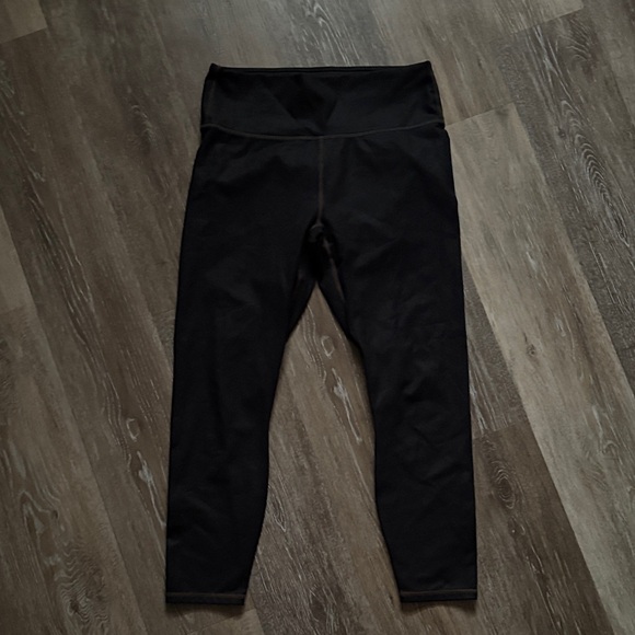 Fabletics Bundle - Picture 4 of 6